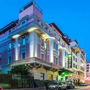 Ibis Styles Centro 3*, Milan Italy
