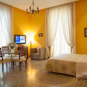 Orsini 46 2*, Naples Italy